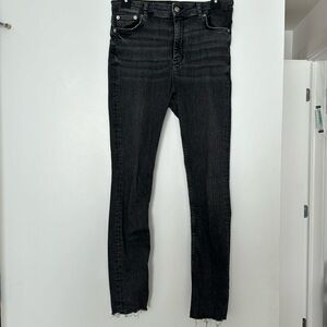 Zara high waisted skinny jeans in Midnight Black-size 8
